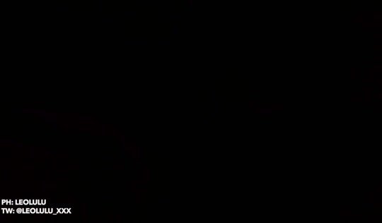 Трахаю жену, кончаю на сиськи и снимаю на видеокамеру