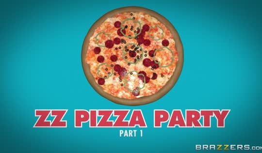 Большие жопы тридцатилетних баб нравятся доставщикам пиццы