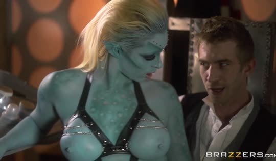 Док трахает Нейтири дочку Эйтукана - аватар порно