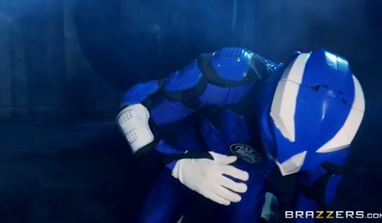 Мальчишник в стиле фантастической свингер оргии - будет жарко